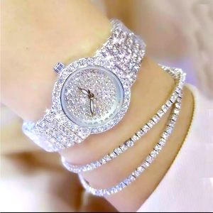NEW Sparkly Bling Crystal Watch & Bracelets Set! Silver Tone.